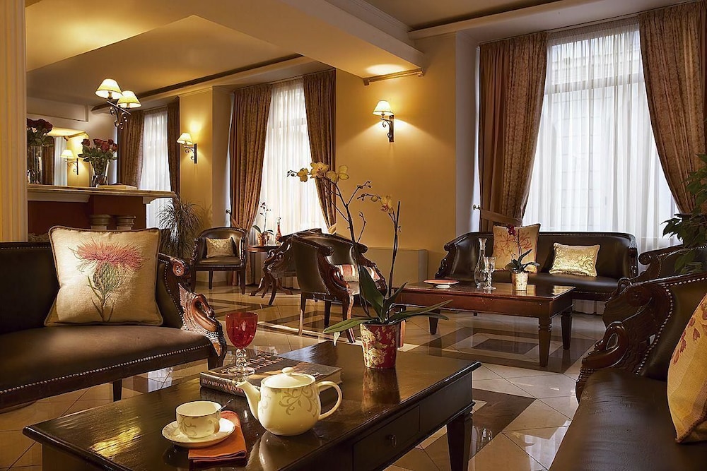 Luxembourg Hotel Thessaloniki 45/60