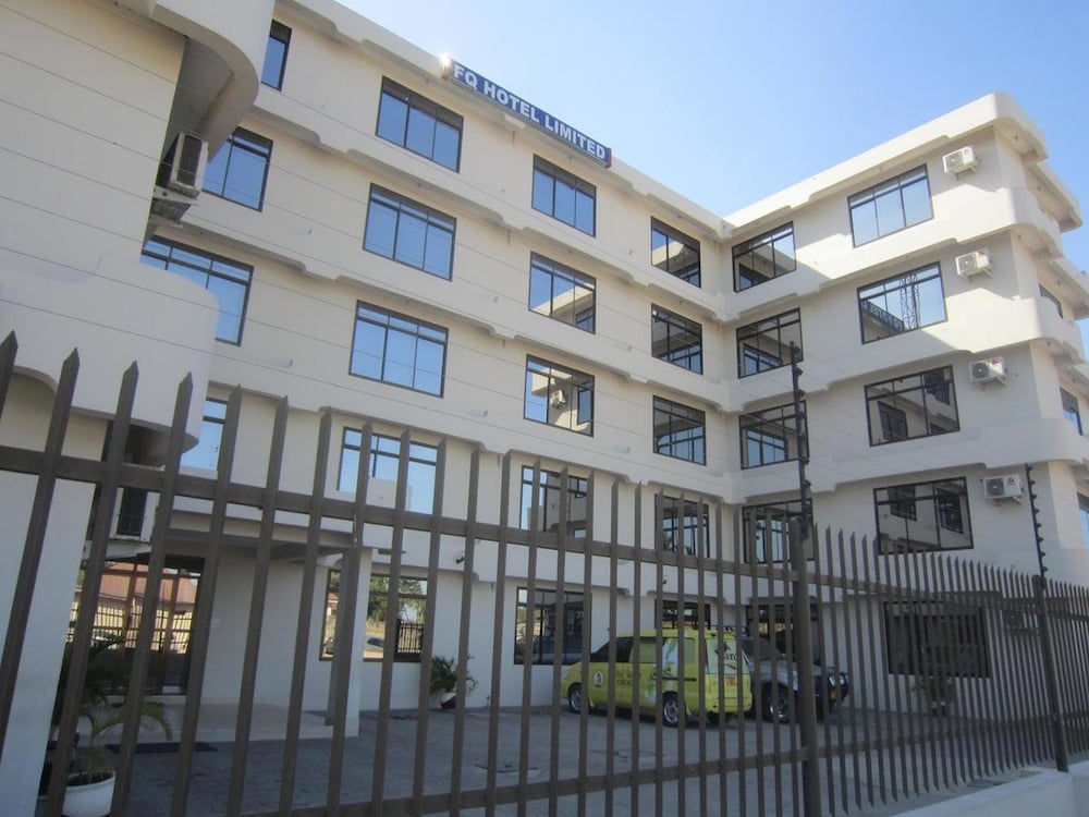 FQ Hotel 4/33