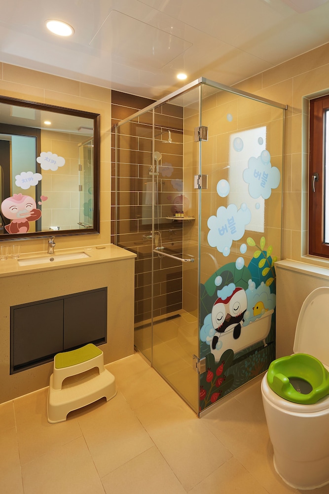 Camphortree Hotel And Resort 43/60