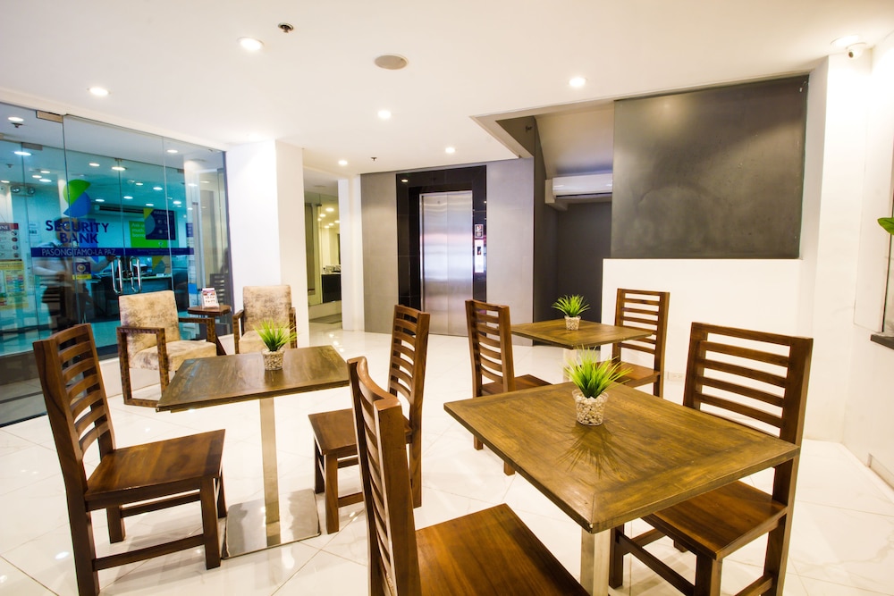 Jade Hotel Suites 57/66