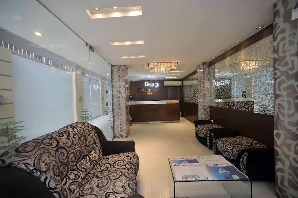 Hotel Lee International 42/47