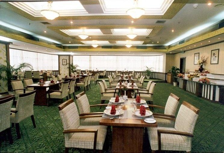 Anhui Hotel 21/24