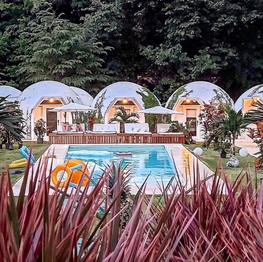 Igloo Beach Lodge 36/36