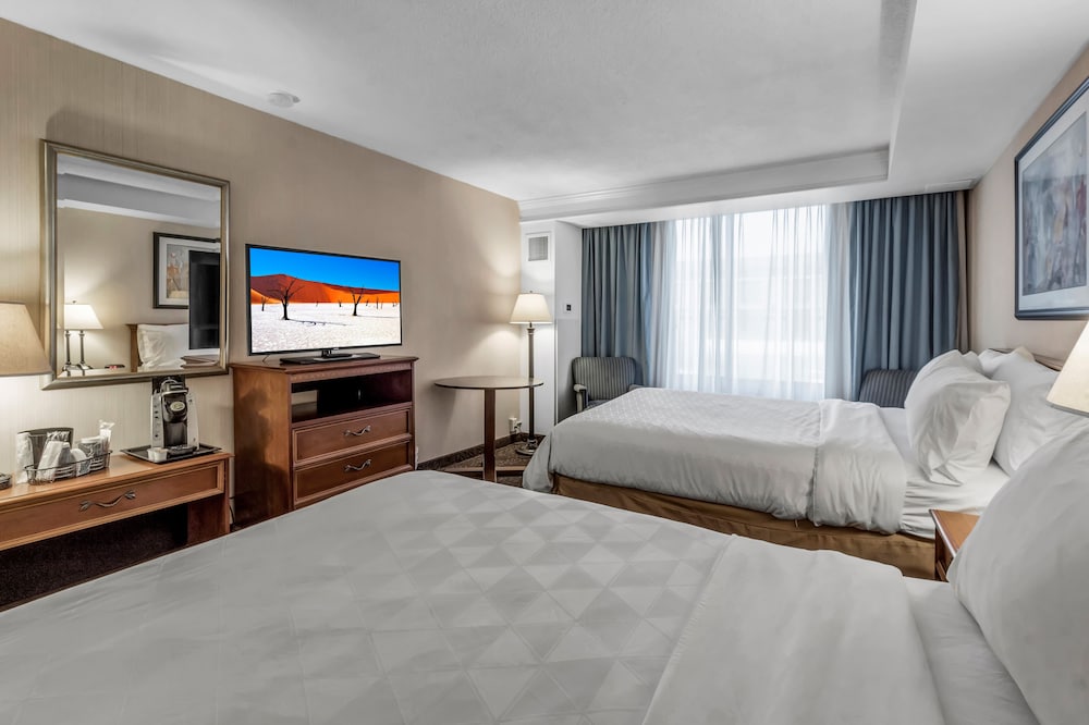 Buffalo Airport Hotel 16/61