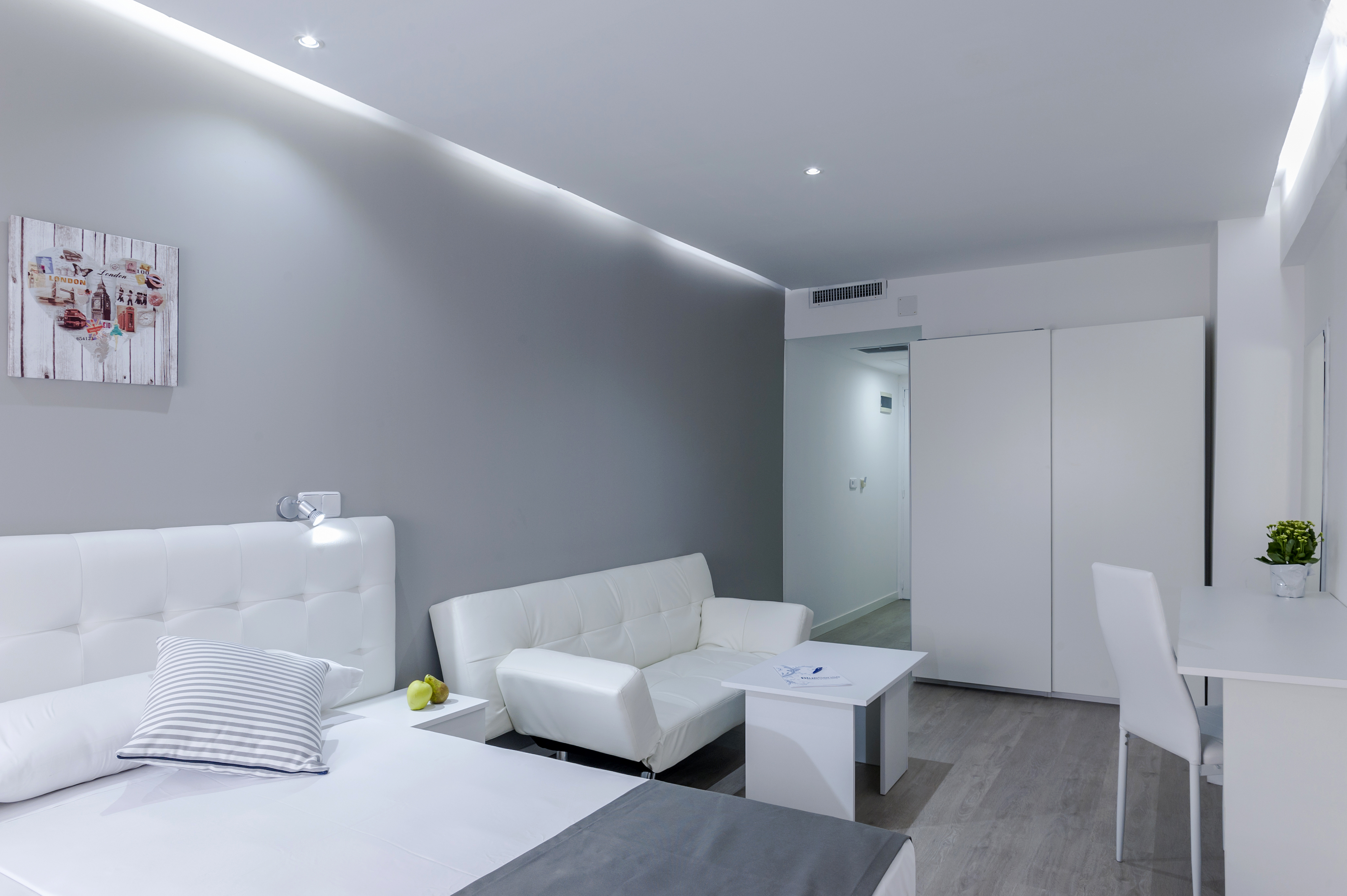 SUPERIOR, DOUBLE BED