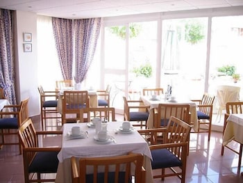 Hostal Residencia Sutimar 44/51