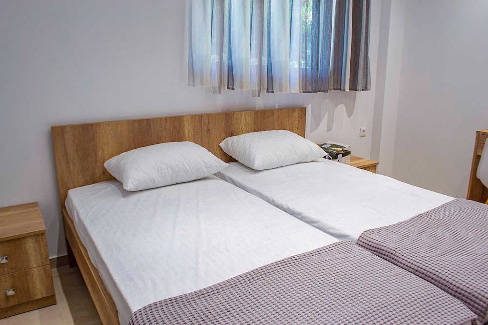 Milonas House Apartments 27/50