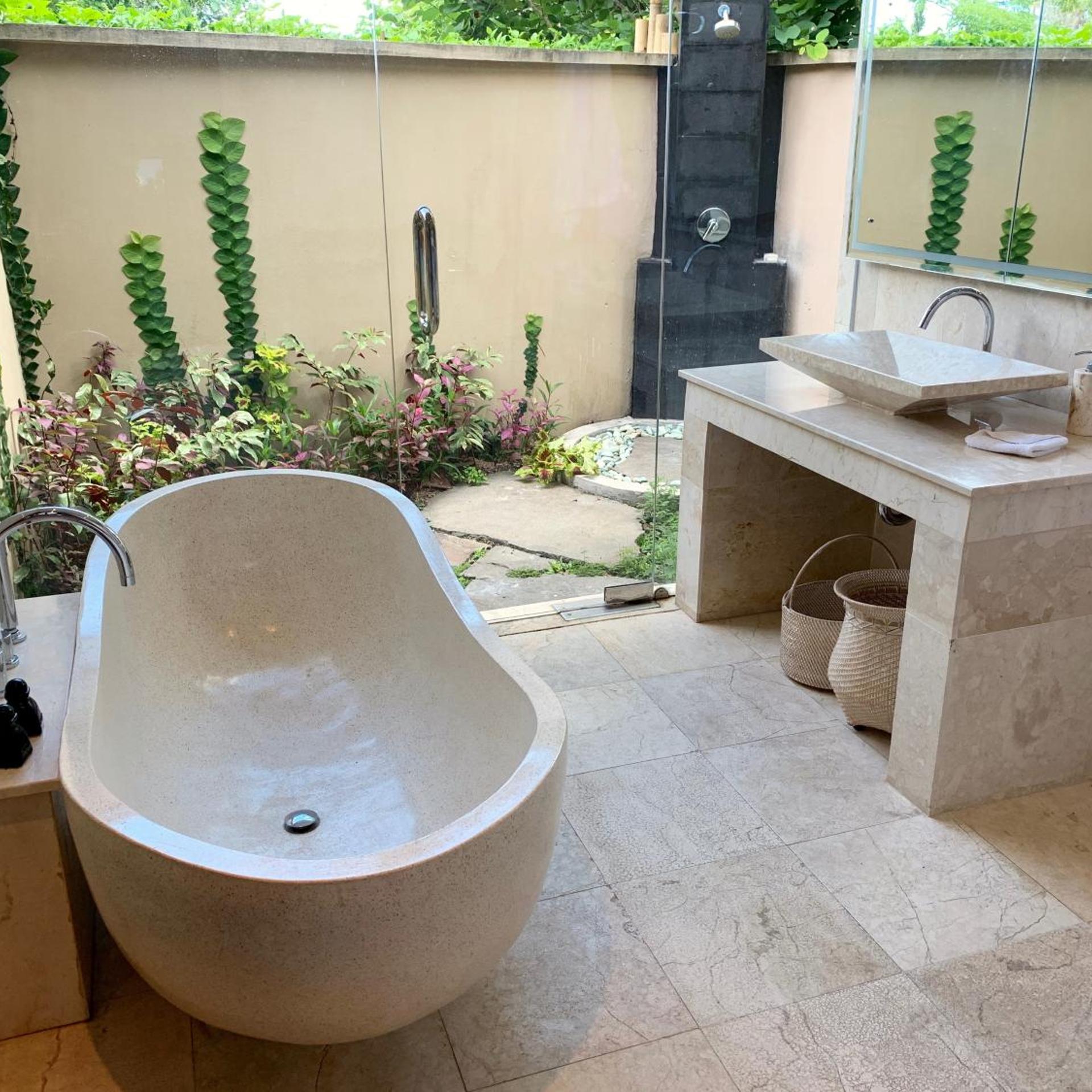 فيلا فاخرة بغرفتي نوم بمسبح خاص، Surya Kembar Villas 3/4