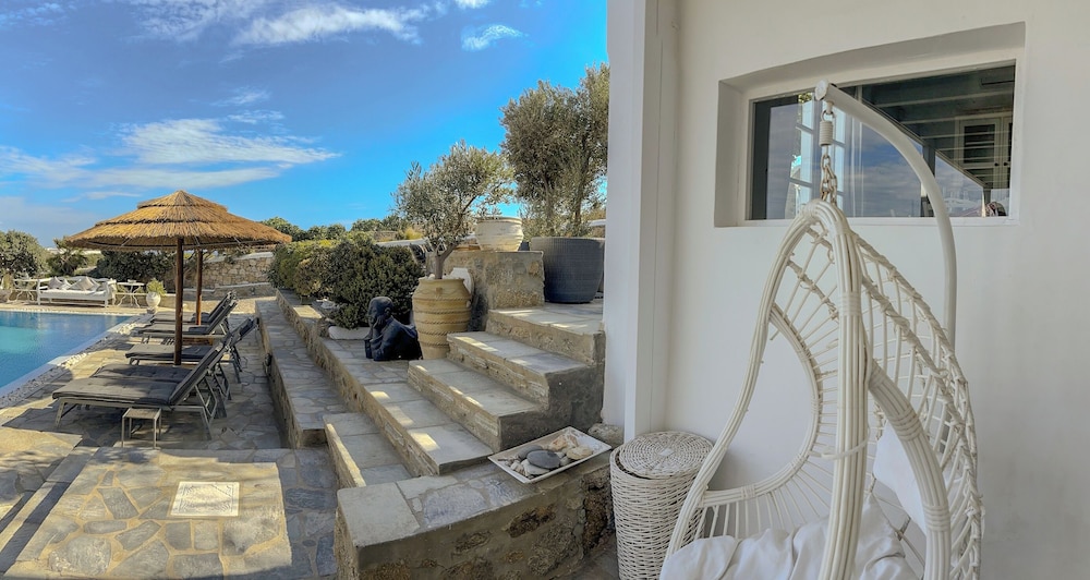 Manu Mykonos Luxury Villa 16/46