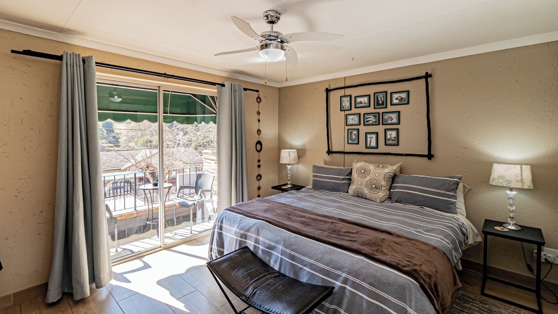 ROOM, DOUBLE OR TWIN BED, GULF VIEW