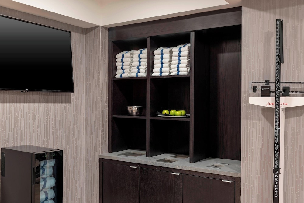 Delta Hotels By Marriott Kalamazoo Conference Center 22/50