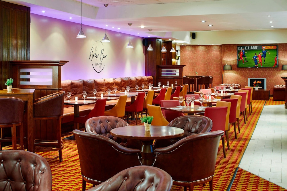 Delta Hotels By Marriott Heathrow Windsor 32/39