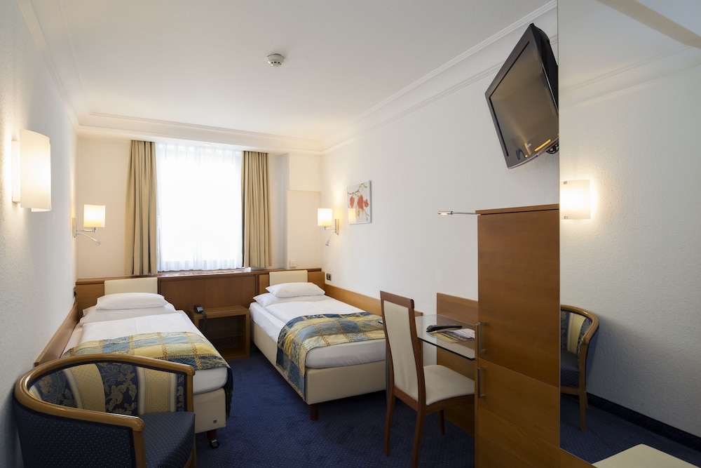 Hotel Mondschein 12/33