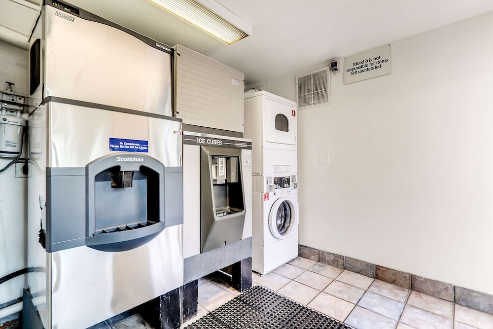 Motel6 Linthicum Heights, MD - BWI Airport 18/27