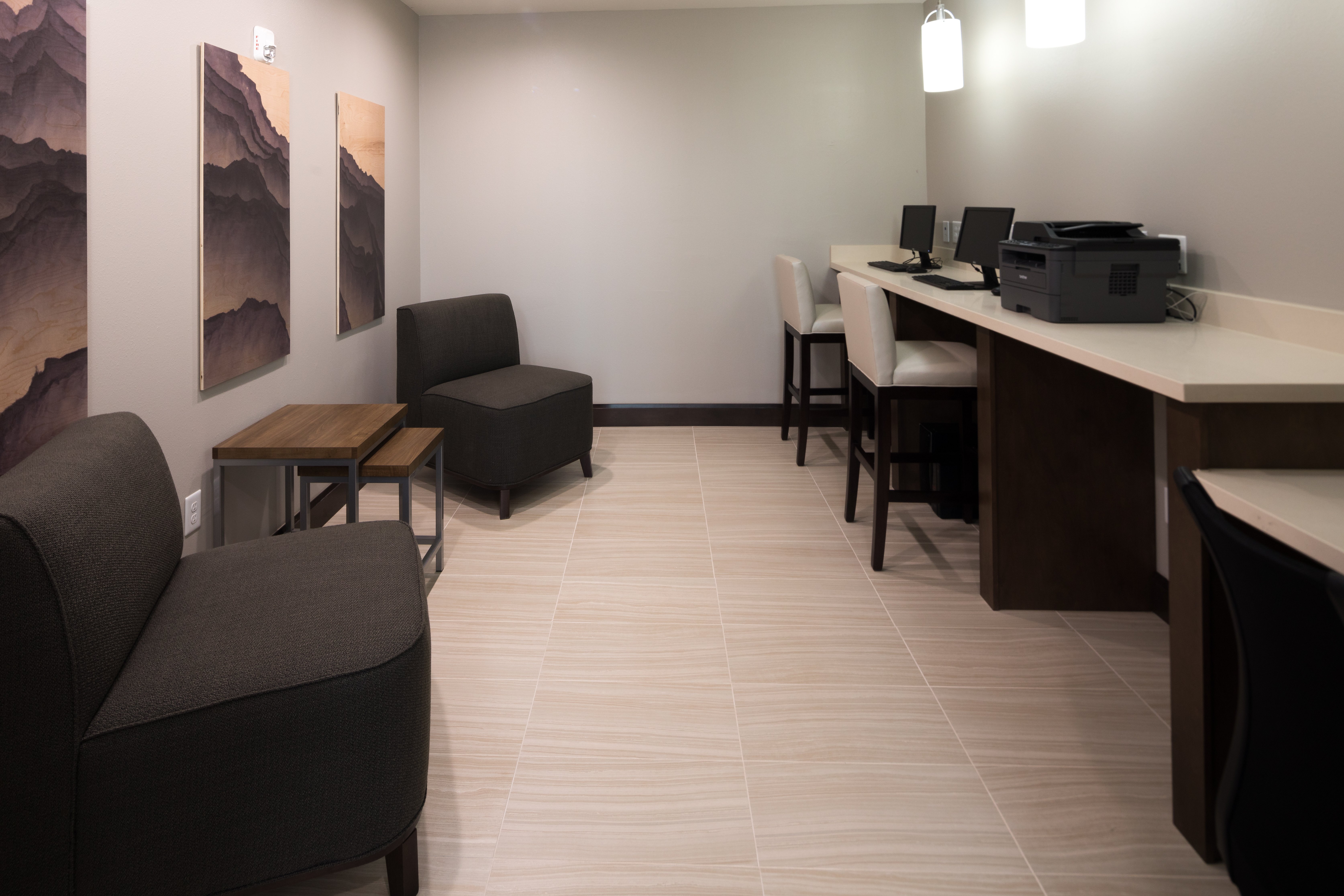 Staybridge Suites Lake Jackson 43/53