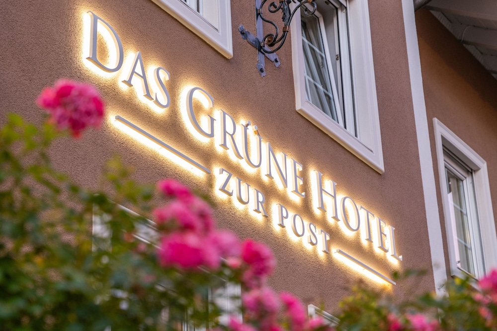 Das Grune Hotel Zur Post - 100 Bio 8/74