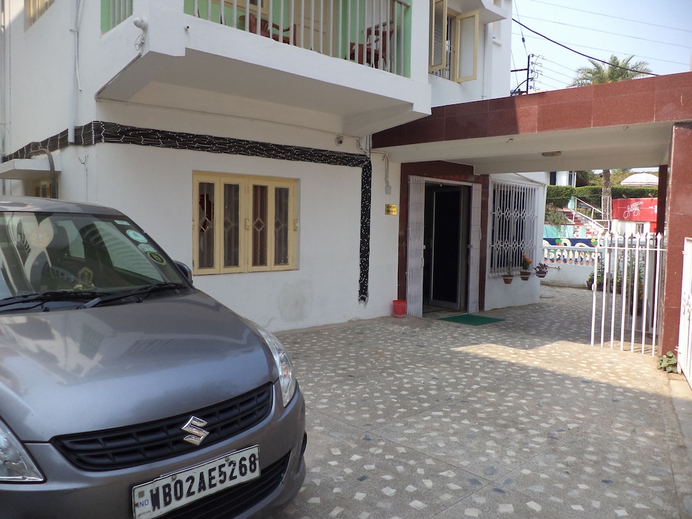 Hotel Purnima 18/19