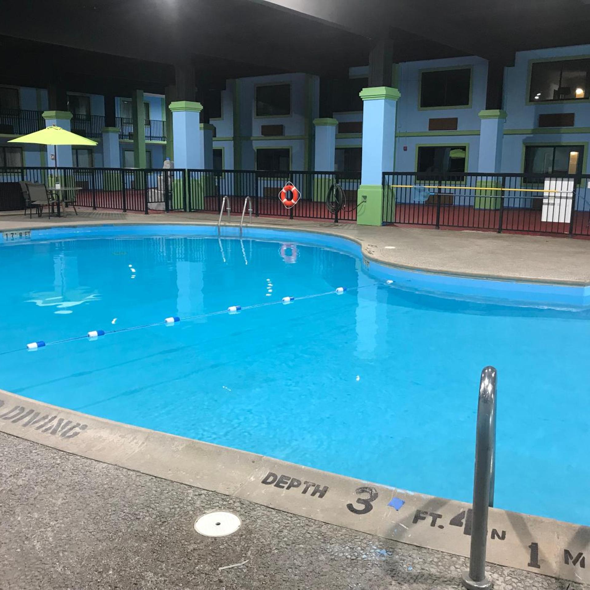 Quality Inn Vincennes 4/27