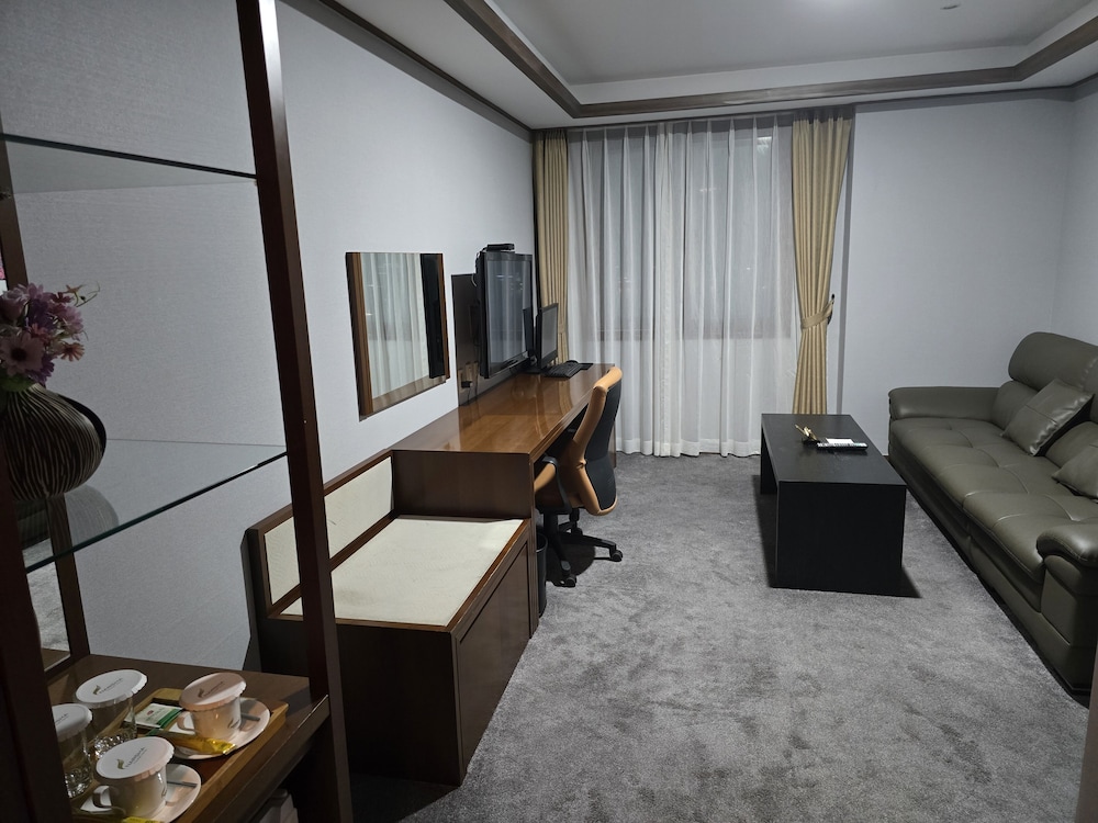 Narsha Hotel 39/53