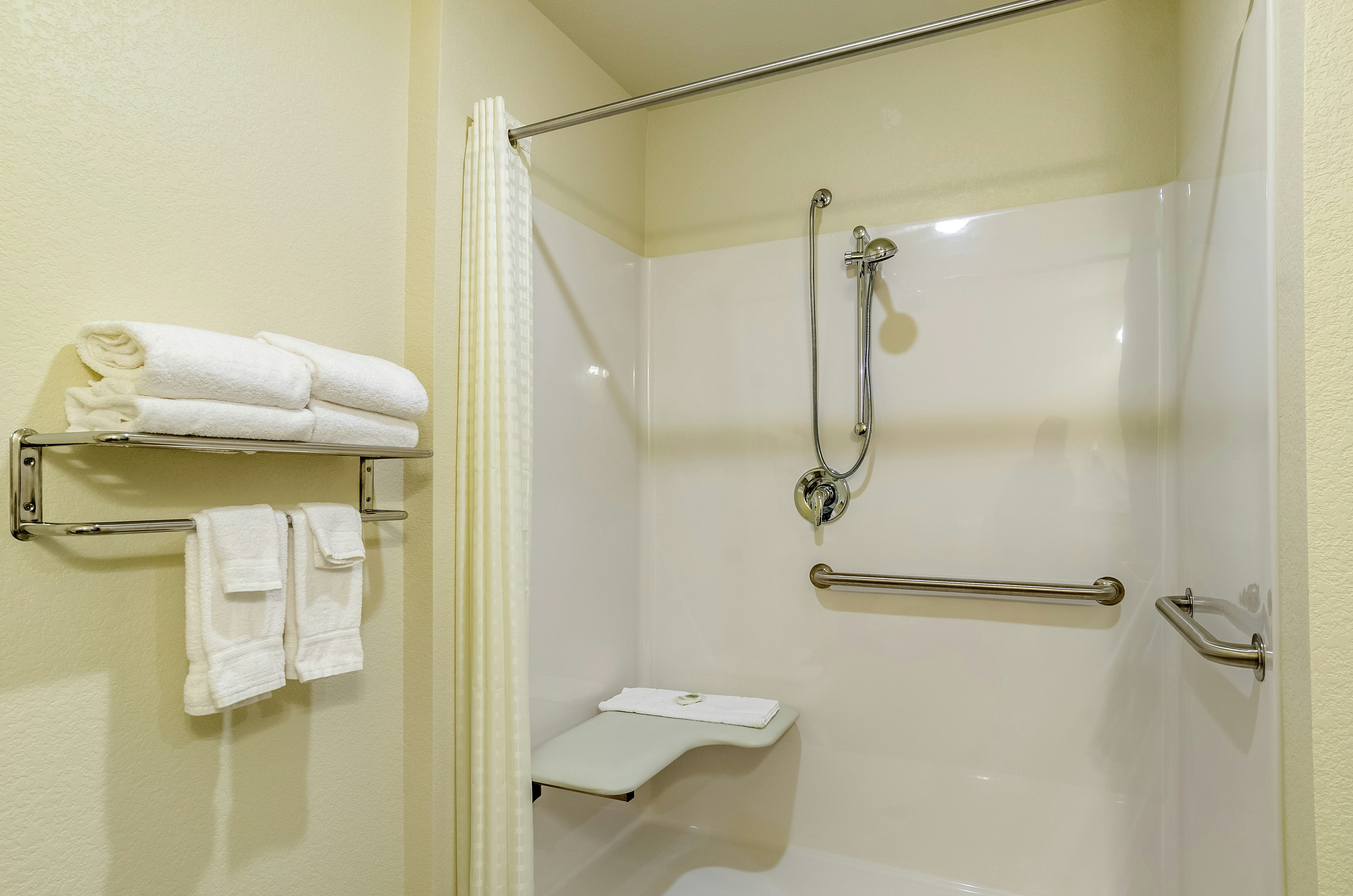 Cobblestone Inn & Suites - Bridgeport 23/24