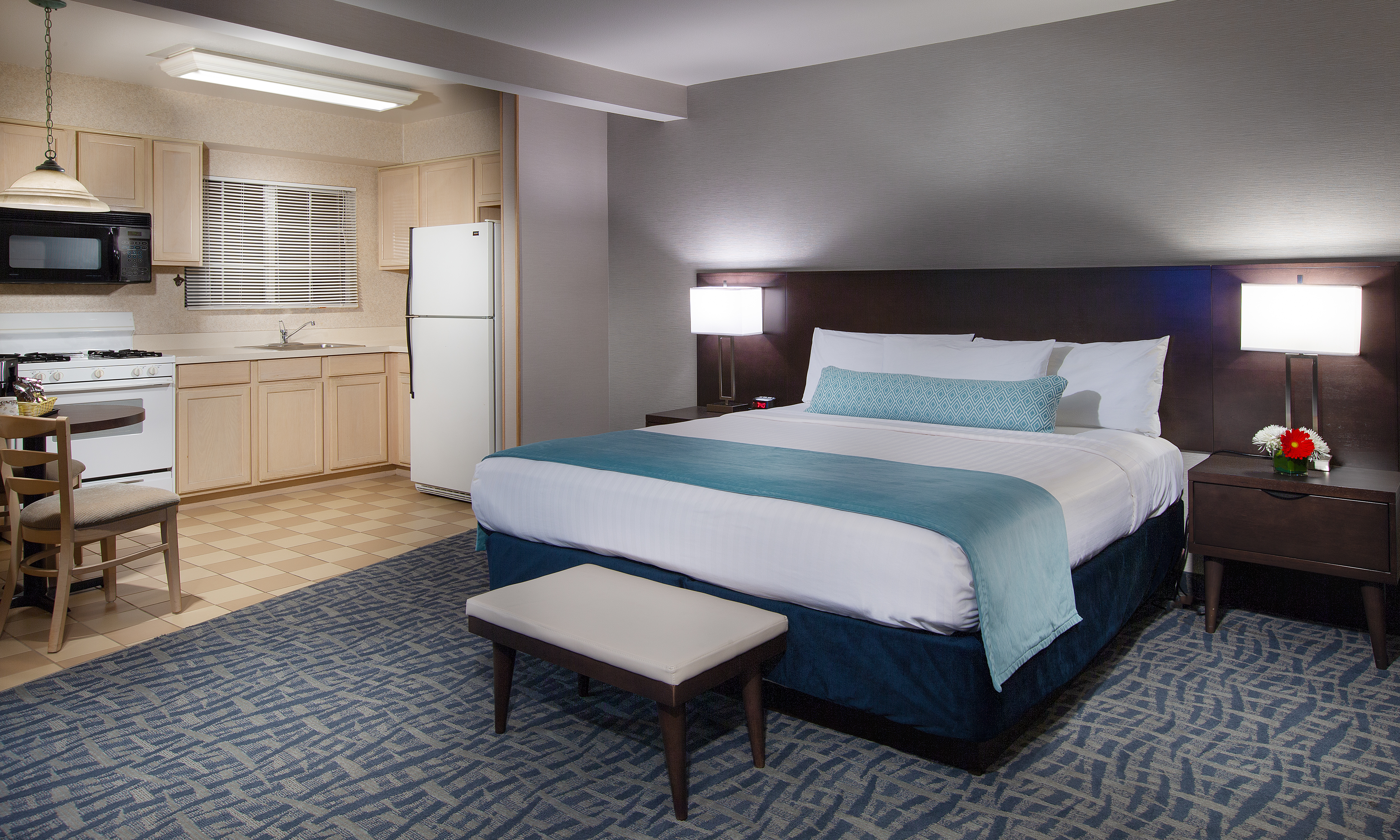 Coast, Junior Suite, King Bed, Kitchen