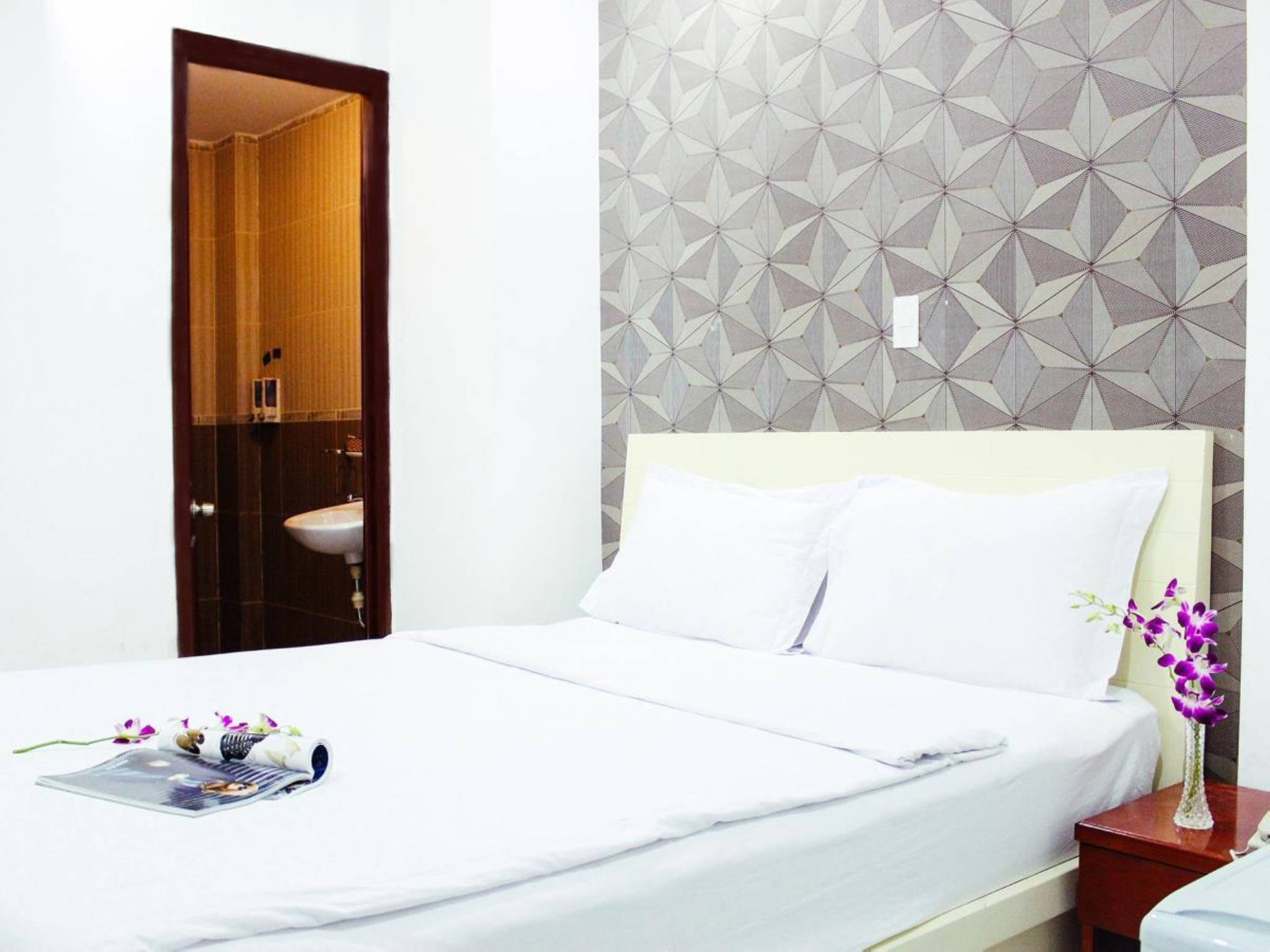Deluxe, Twin Beds