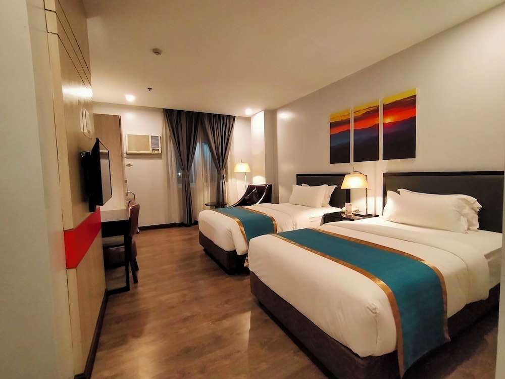 The Studio 89 Residences 30/64