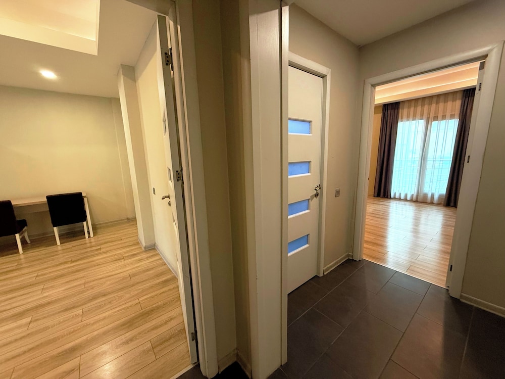 Hotel Diplomat Suites 26/44