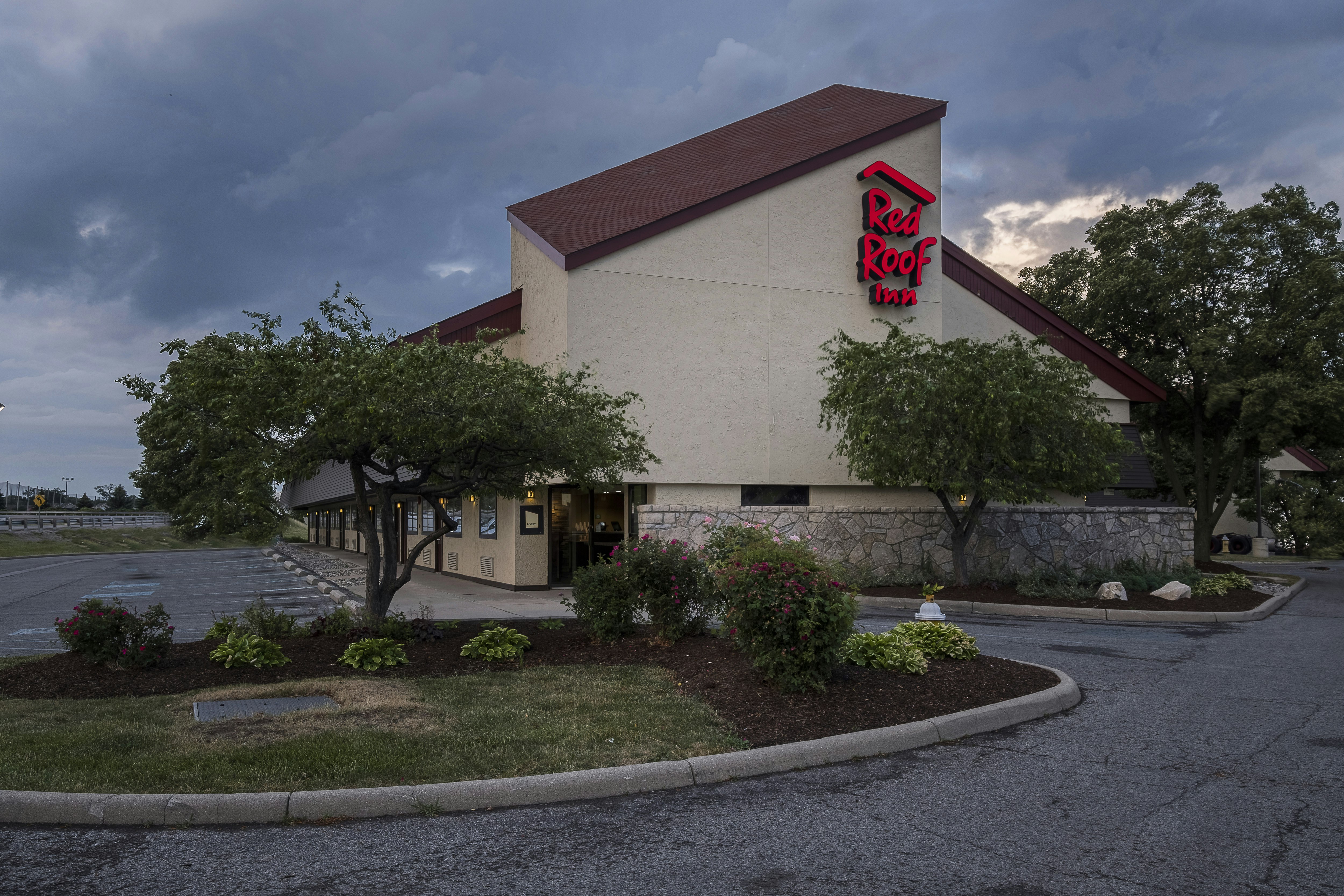 Red Roof Inn Toledo Maumee 21/21