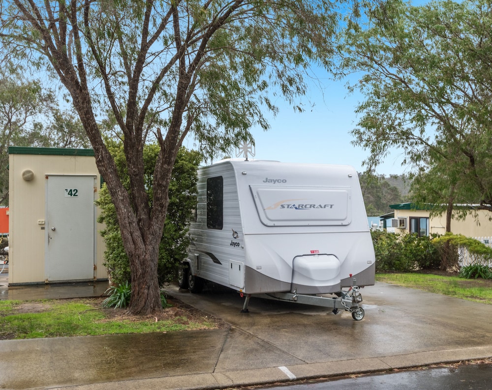 RIVERVIEW TOURIST PARK 38/50