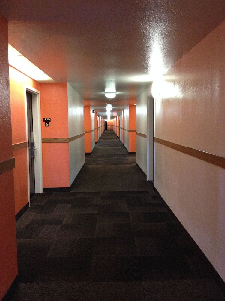 Motel6 Palatine, IL - Chicago Northwest 36/52