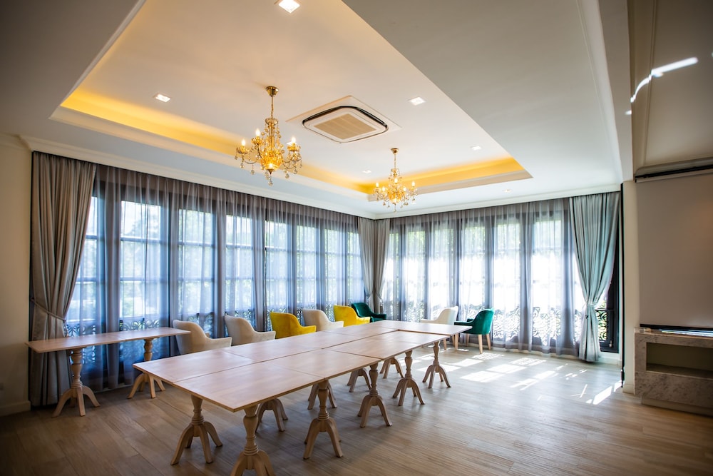 Merchant Villa 29/50