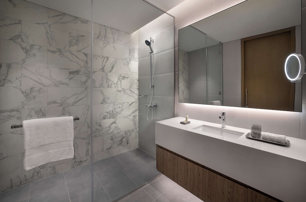 DoubleTree by Hilton Abu Dhabi Yas Island Residences 10/45