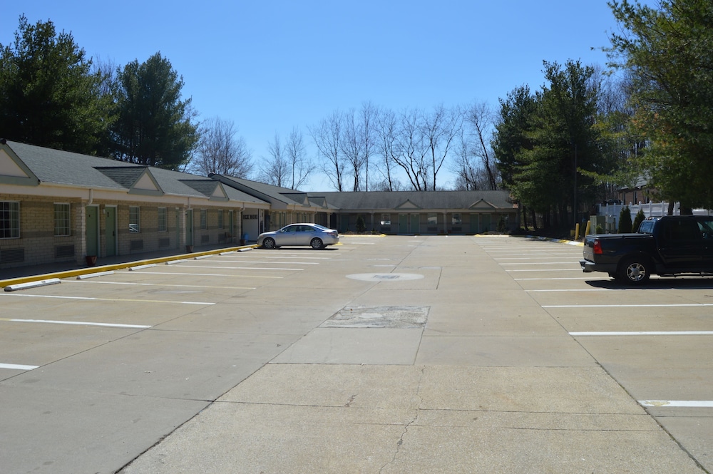 Economy Inn - Akron 40/57