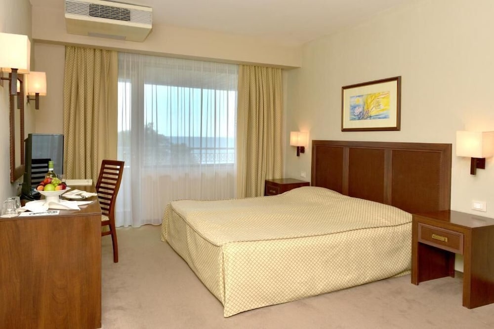 Room at HVD Hotel Lotos  Riviera Holiday Club, VARNA