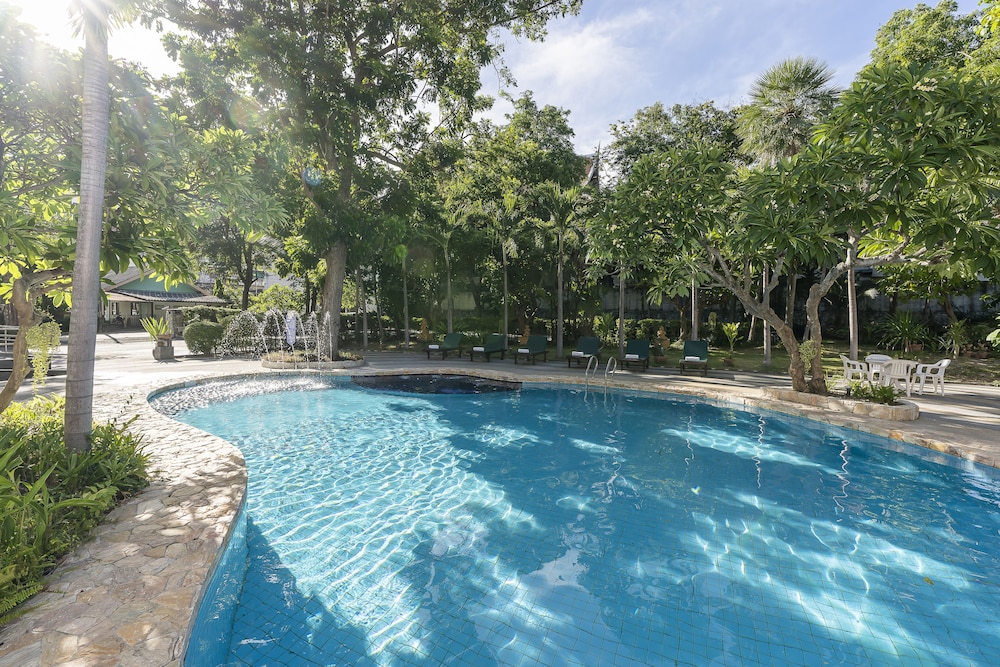 Bella Villa Pattaya 3rd Road 43/50