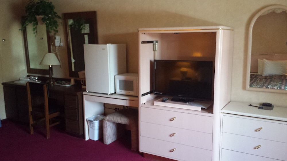 Motel6 Warminster, PA 48/48
