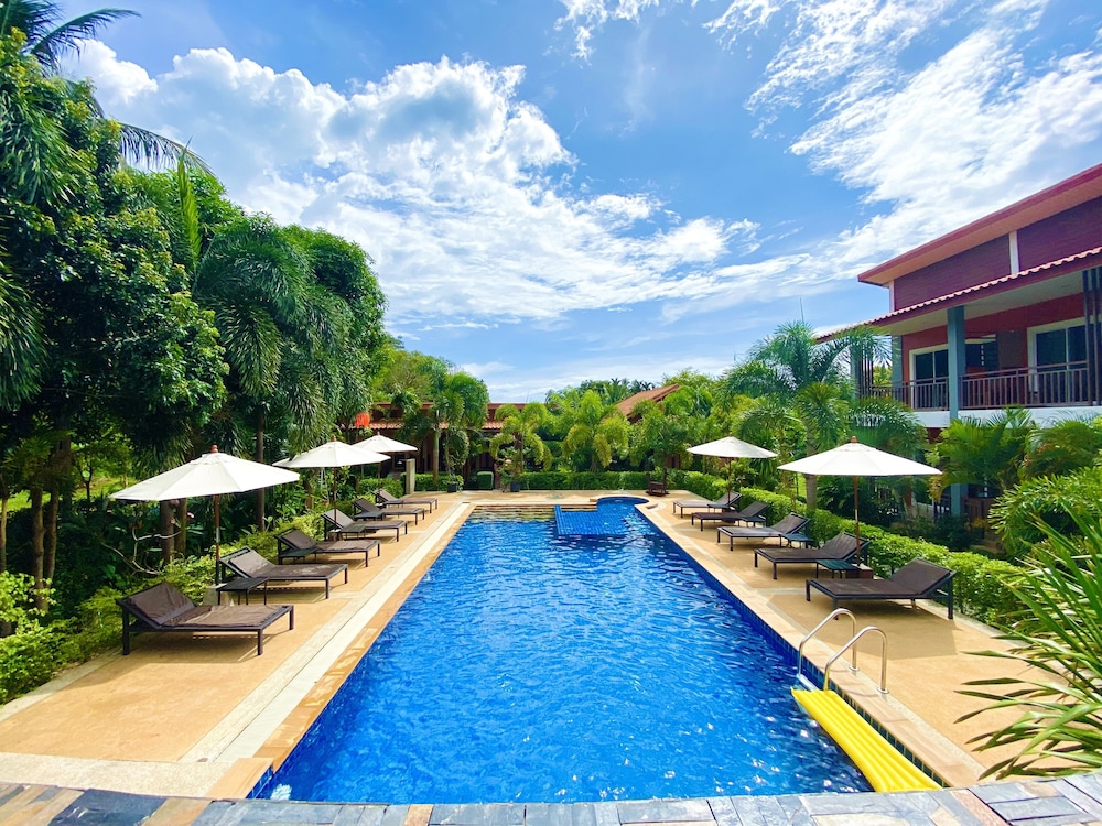 Hatzanda Lanta Resort 58/64