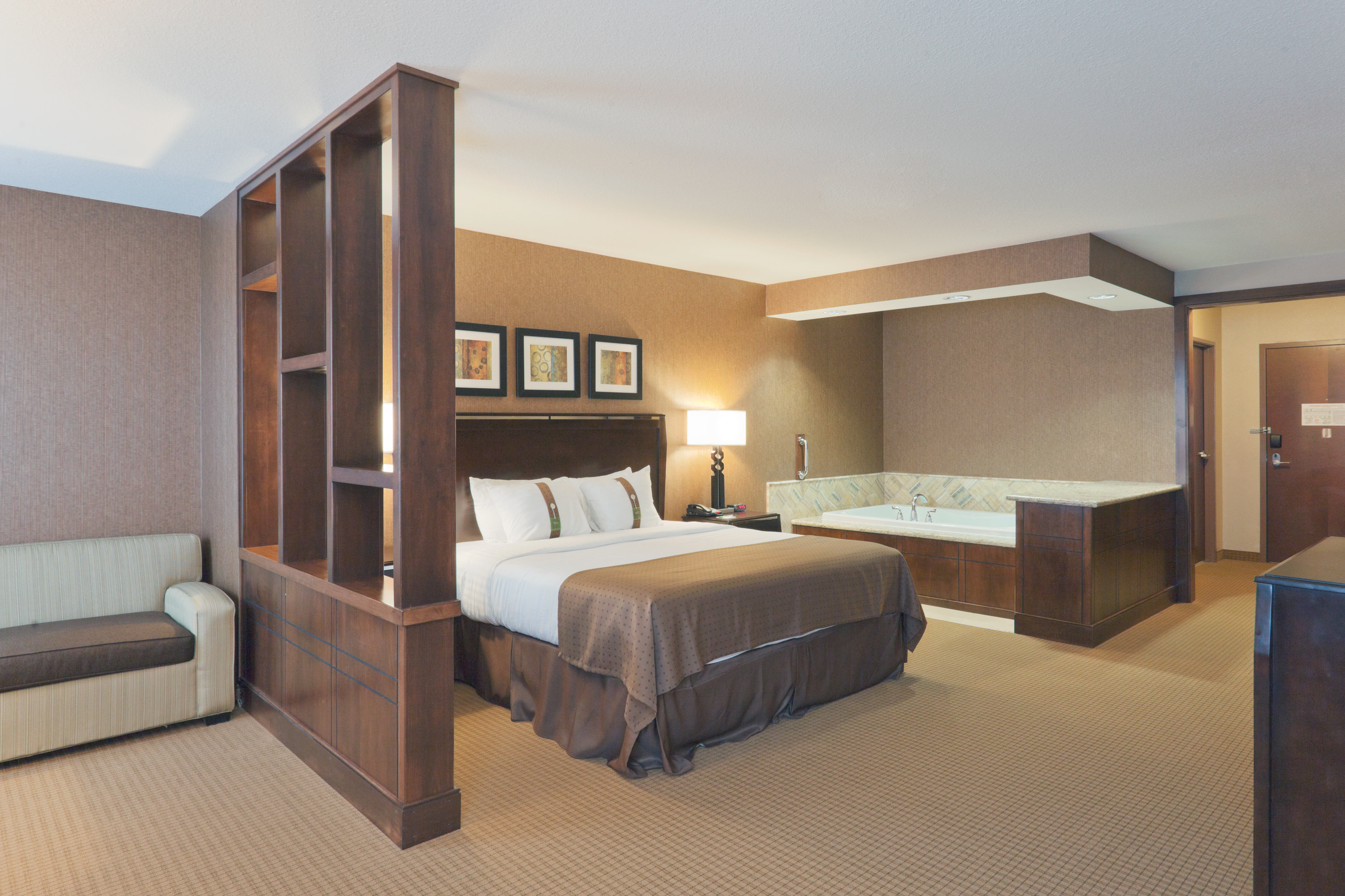 Holiday Inn Jackson Nw Airport Road 19/79