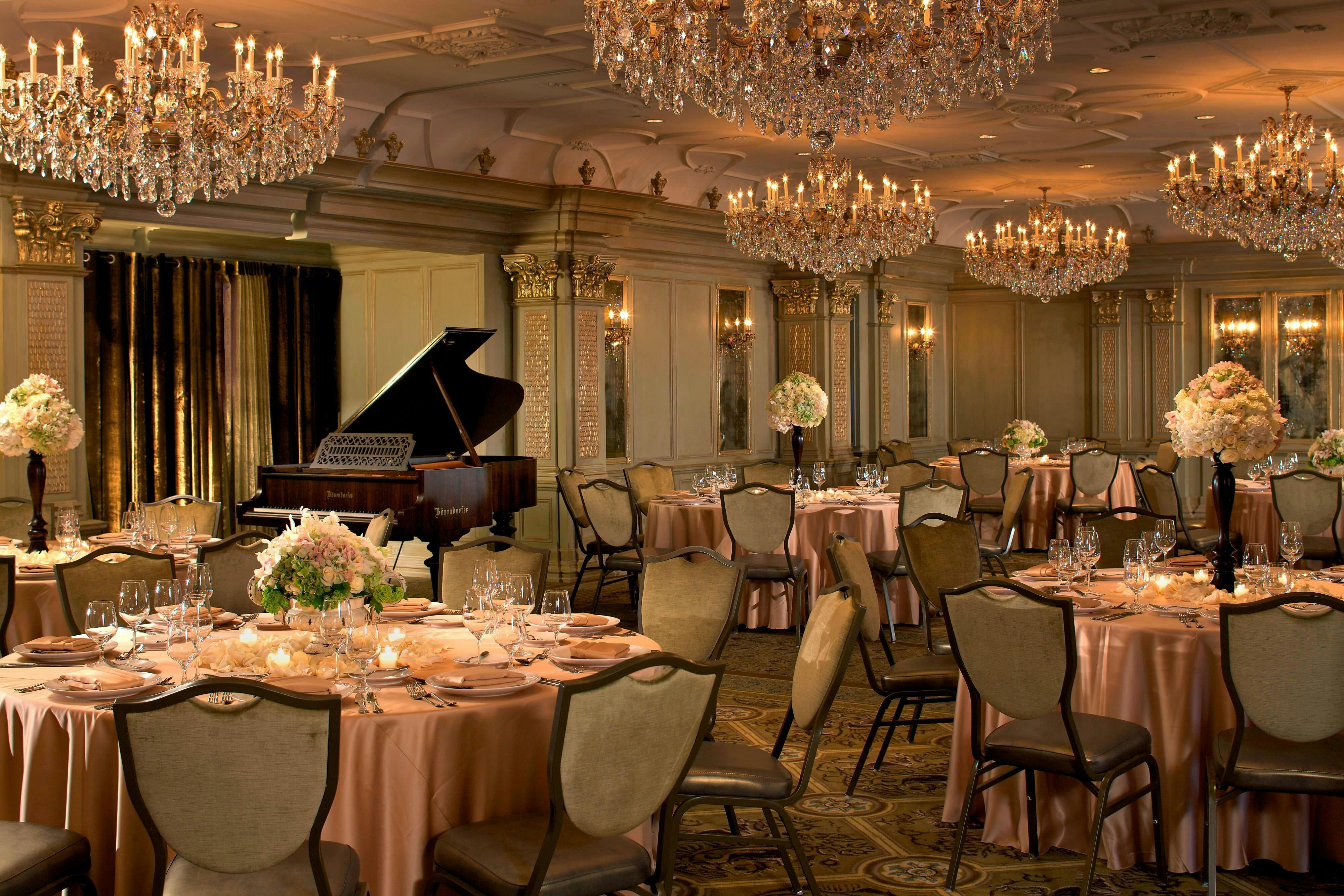 Grand Bohemian Hotel Asheville Autograph Collection 28/41