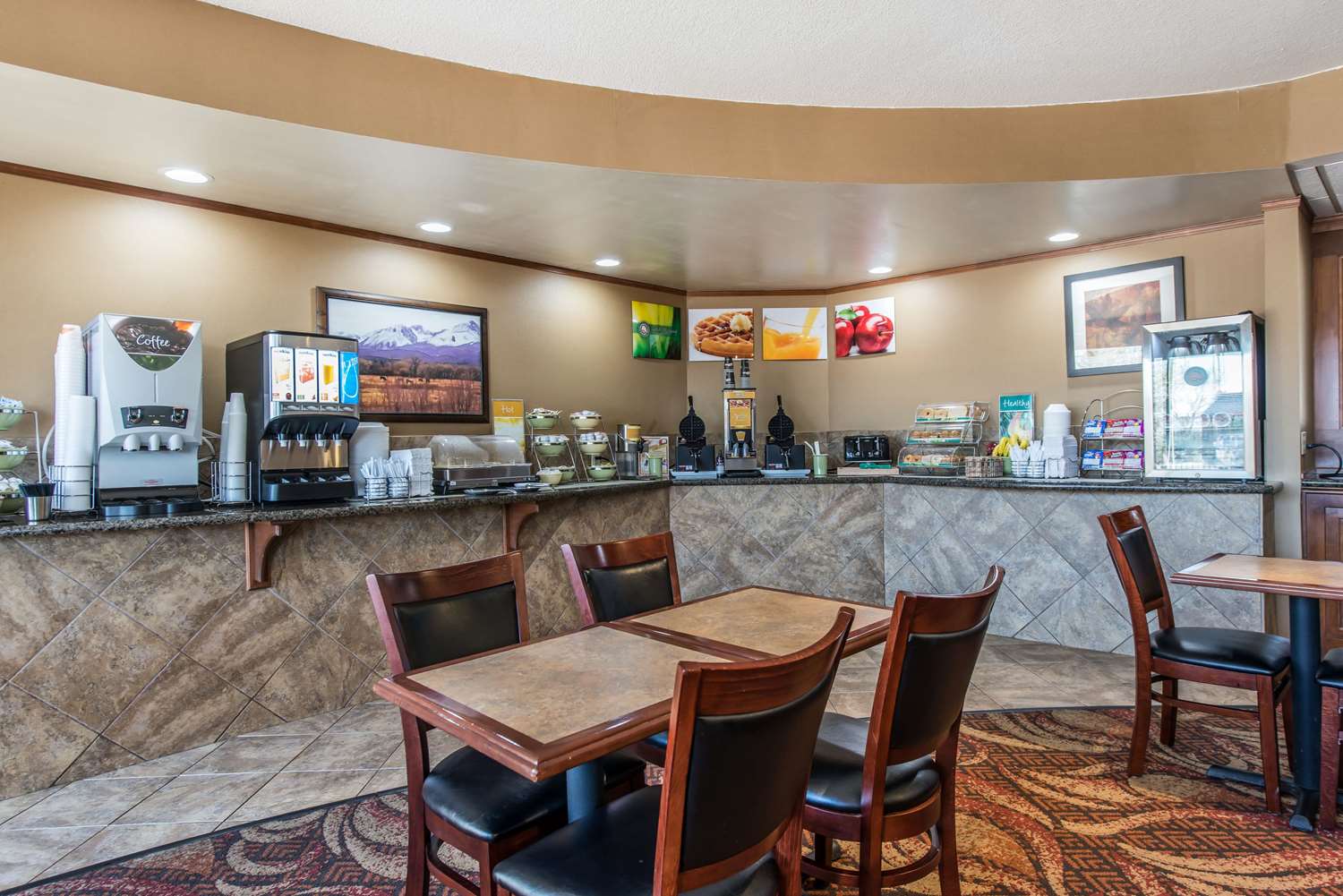 Quality Inn Colorado Springs South 11/17