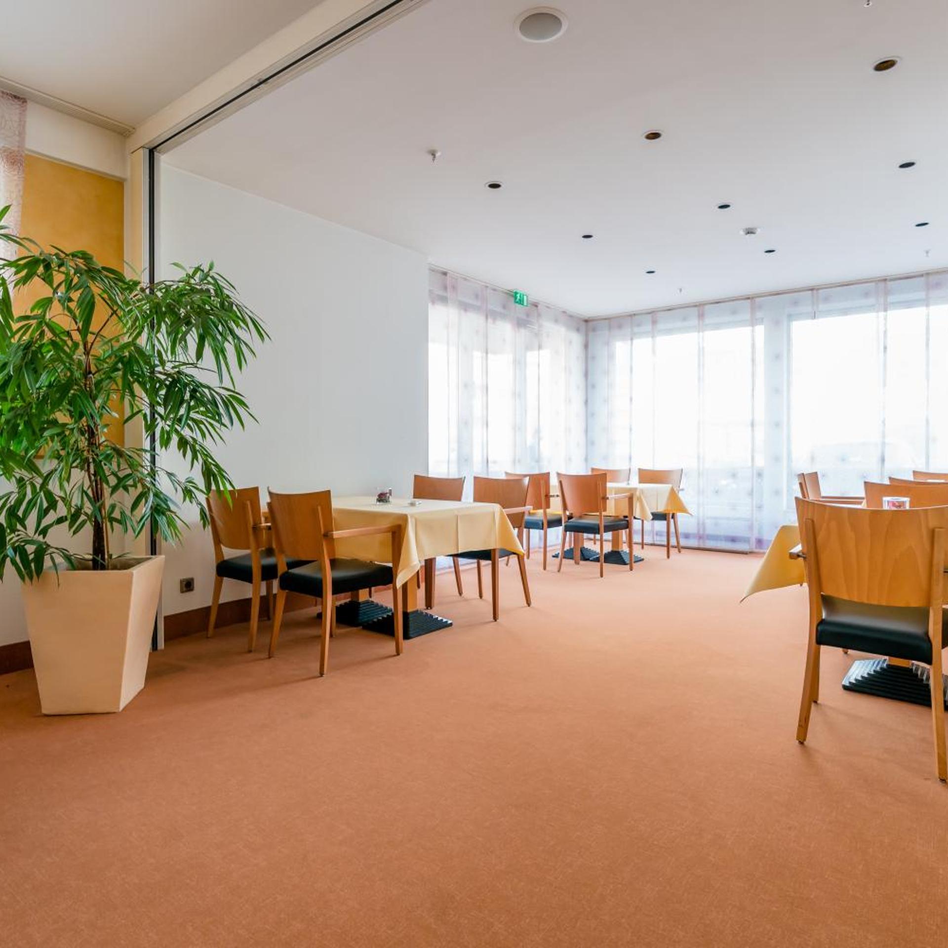 Schlosspark Hotel 31/50