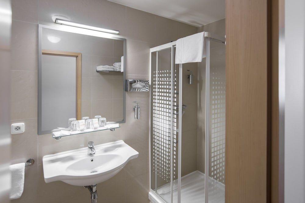 Hotel Pav 18/63