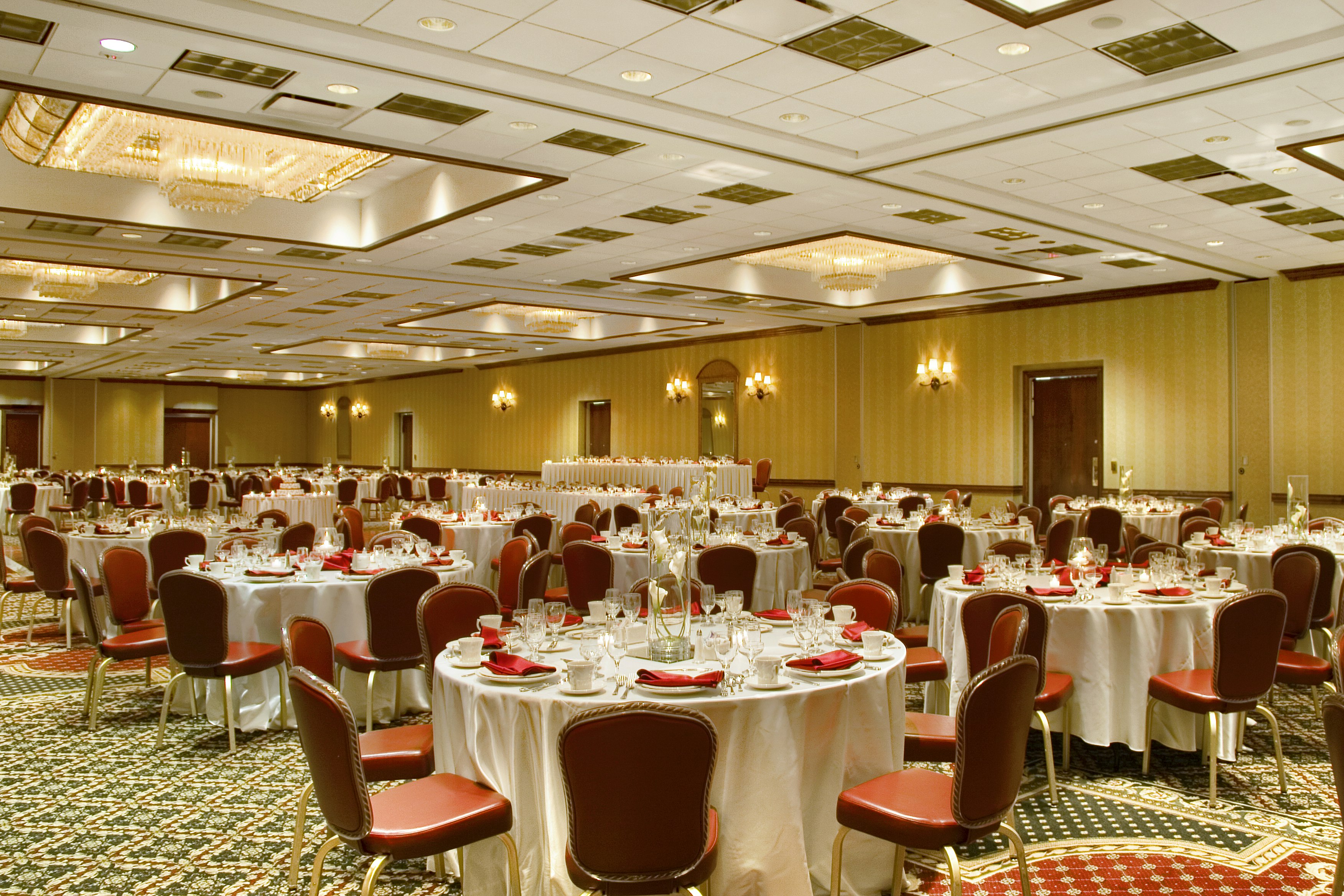 Doubletree By Hilton Chicago Alsip 67/78