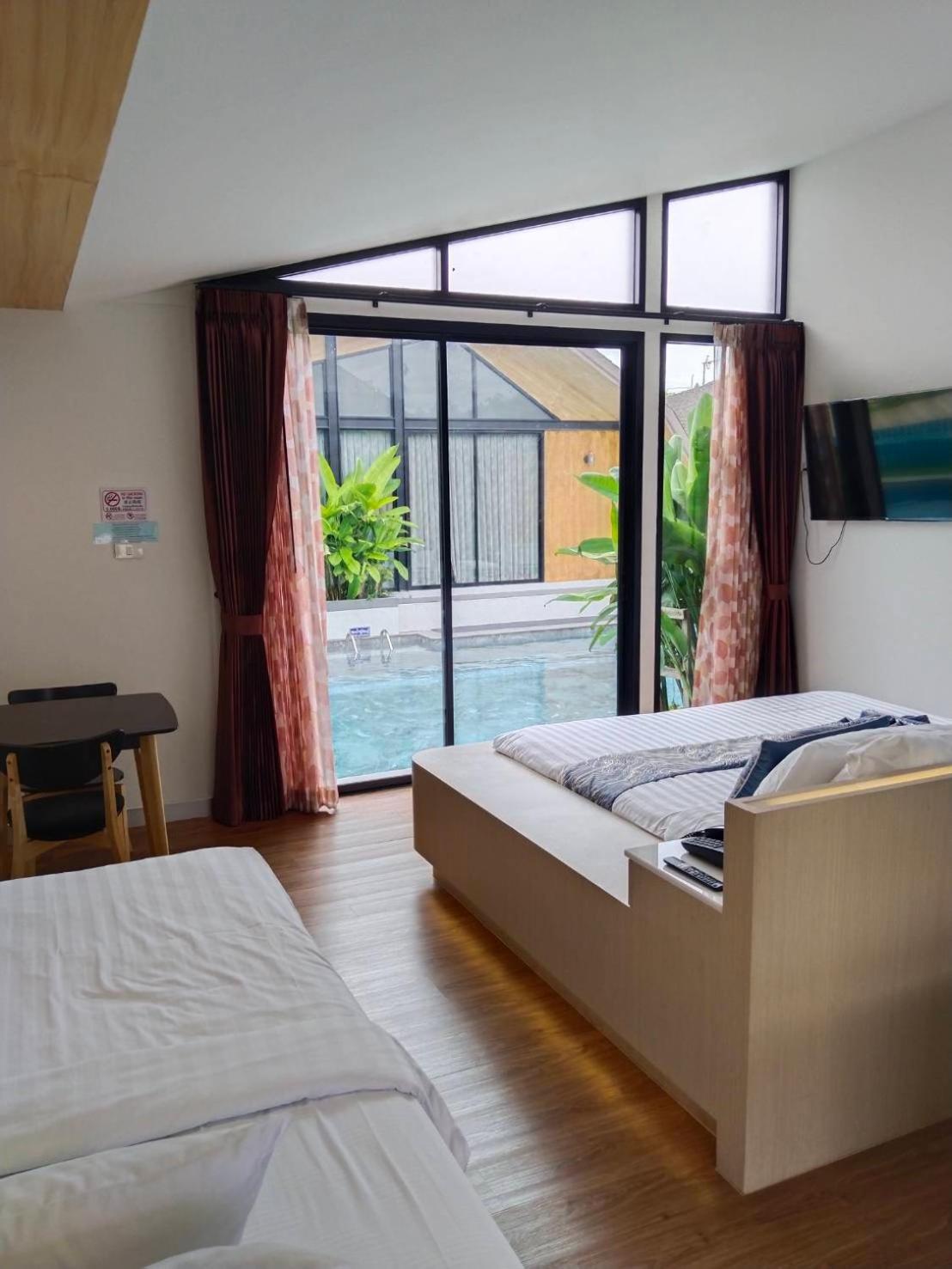 Studio, Villa, Pool Access