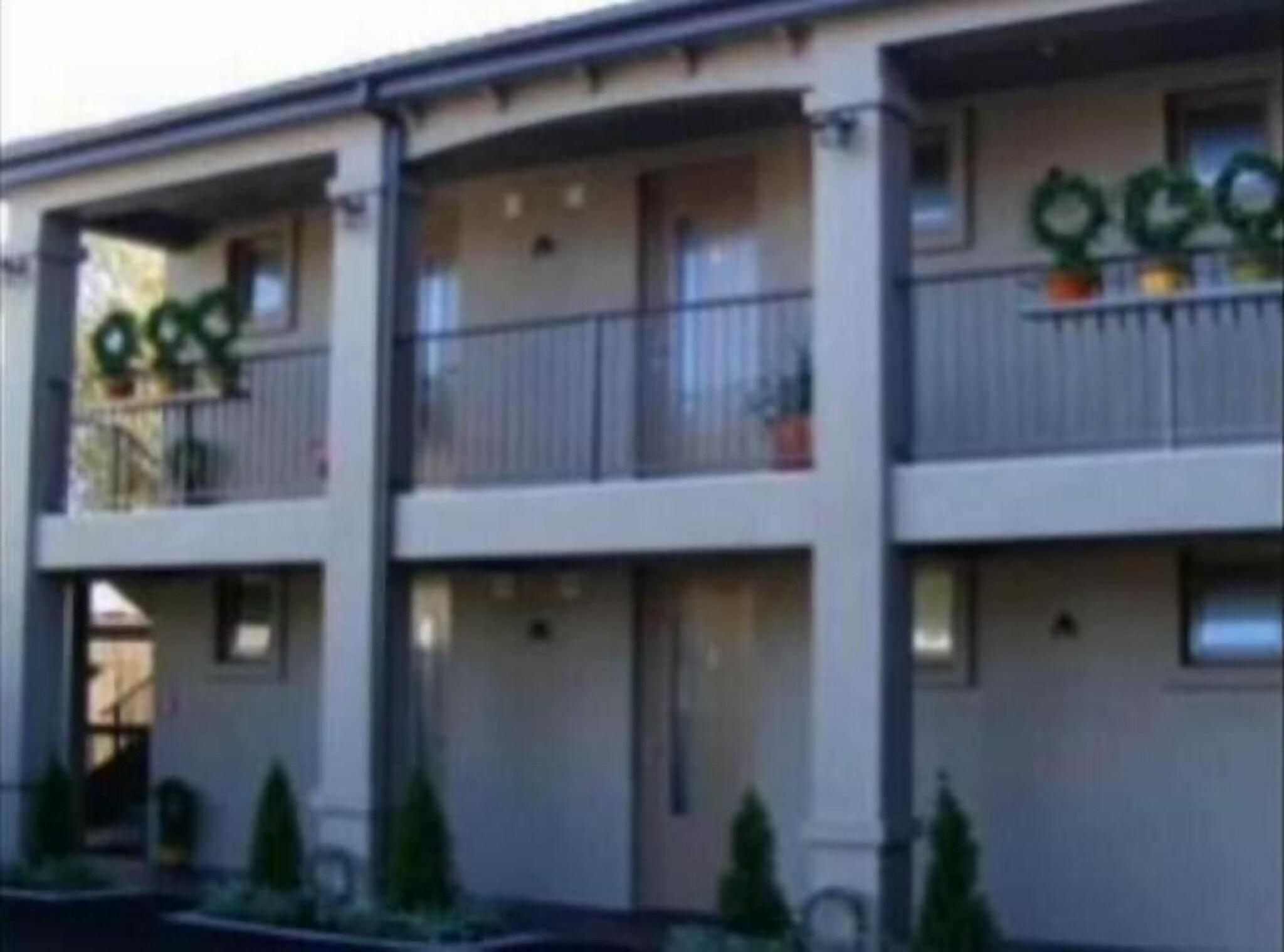 Terra Vive Luxury Suites Apartments 2/49