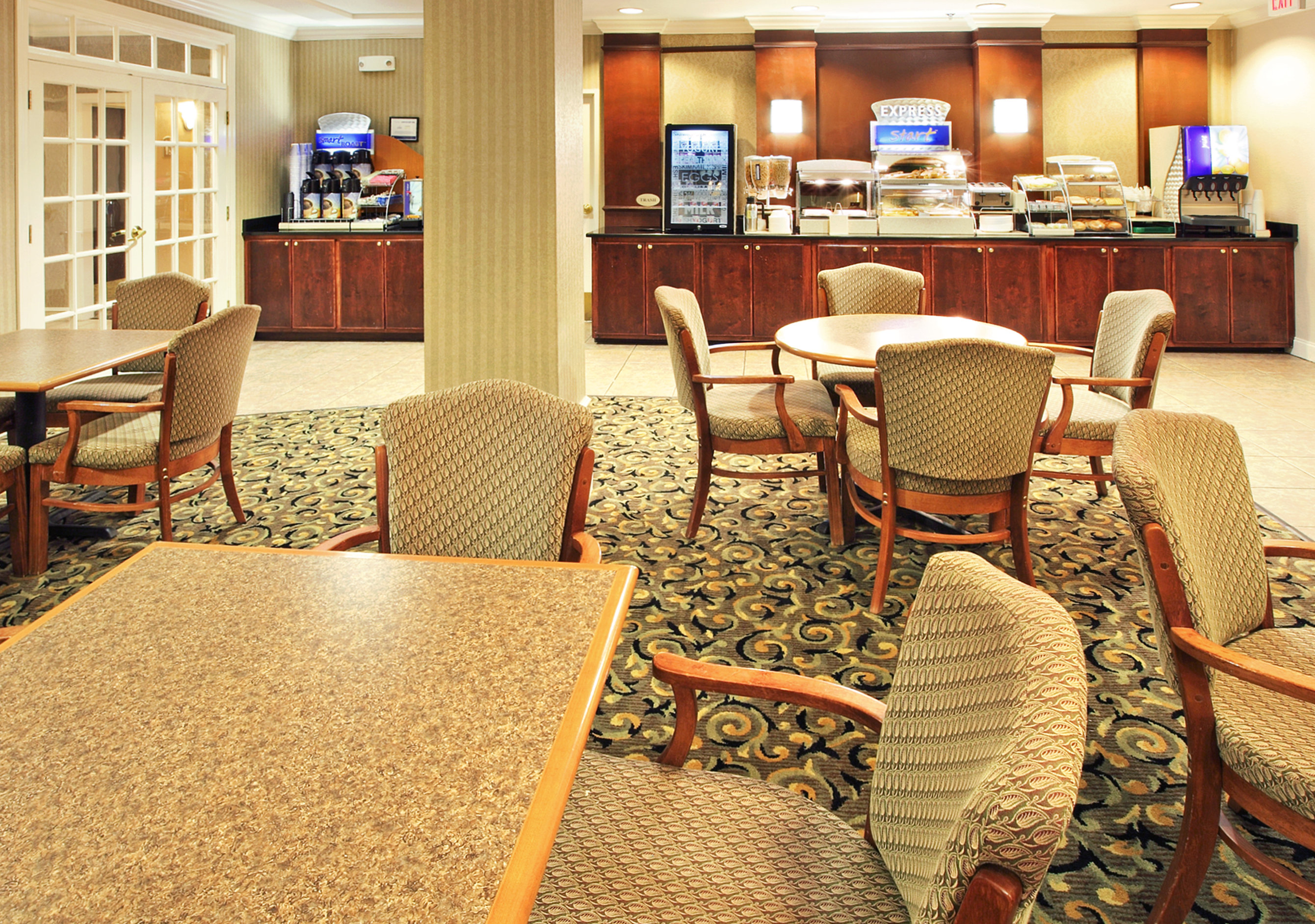 Holiday Inn Express Hotel And Suites Camden Ar 16/20