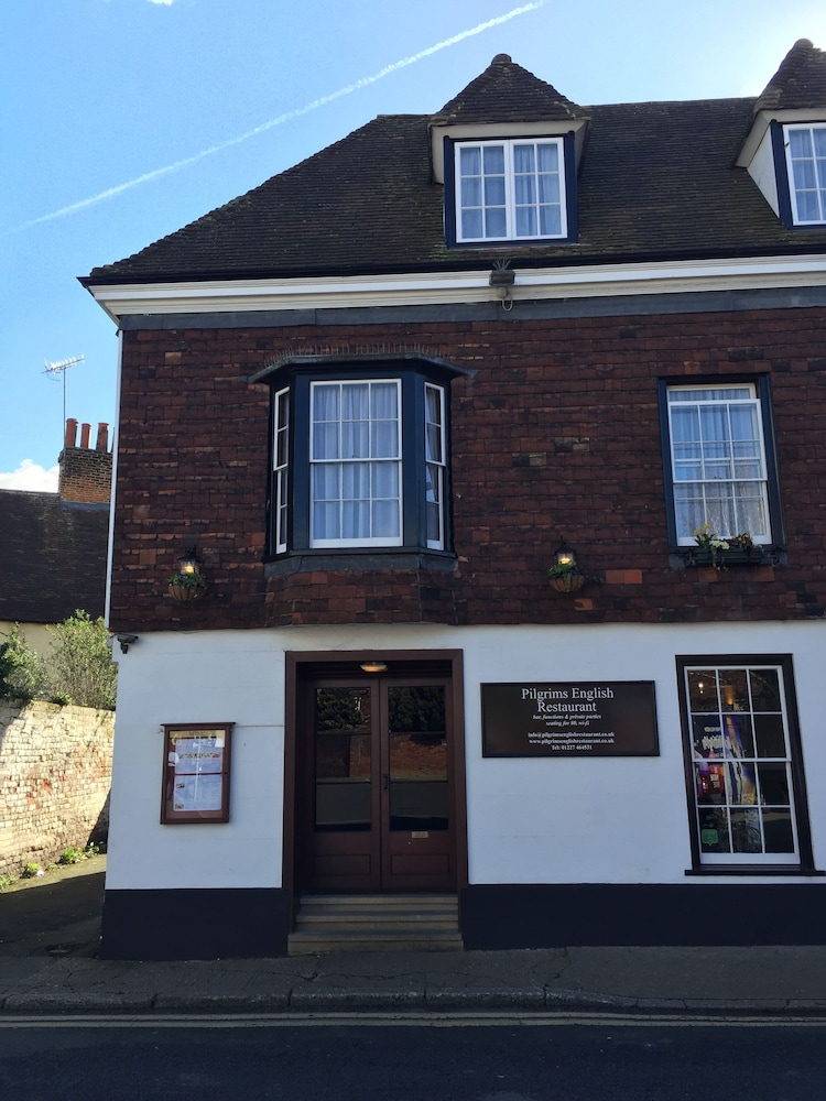 The Pilgrims Hotel 1/50