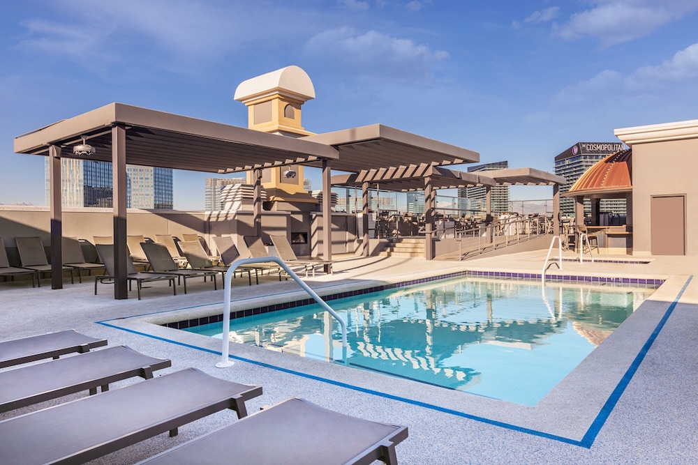 Marriott S Grand Chateau Hotel