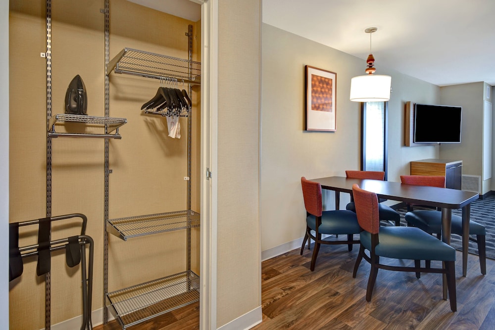 TownePlace Suites by Marriott Las Vegas Airport South 17/30